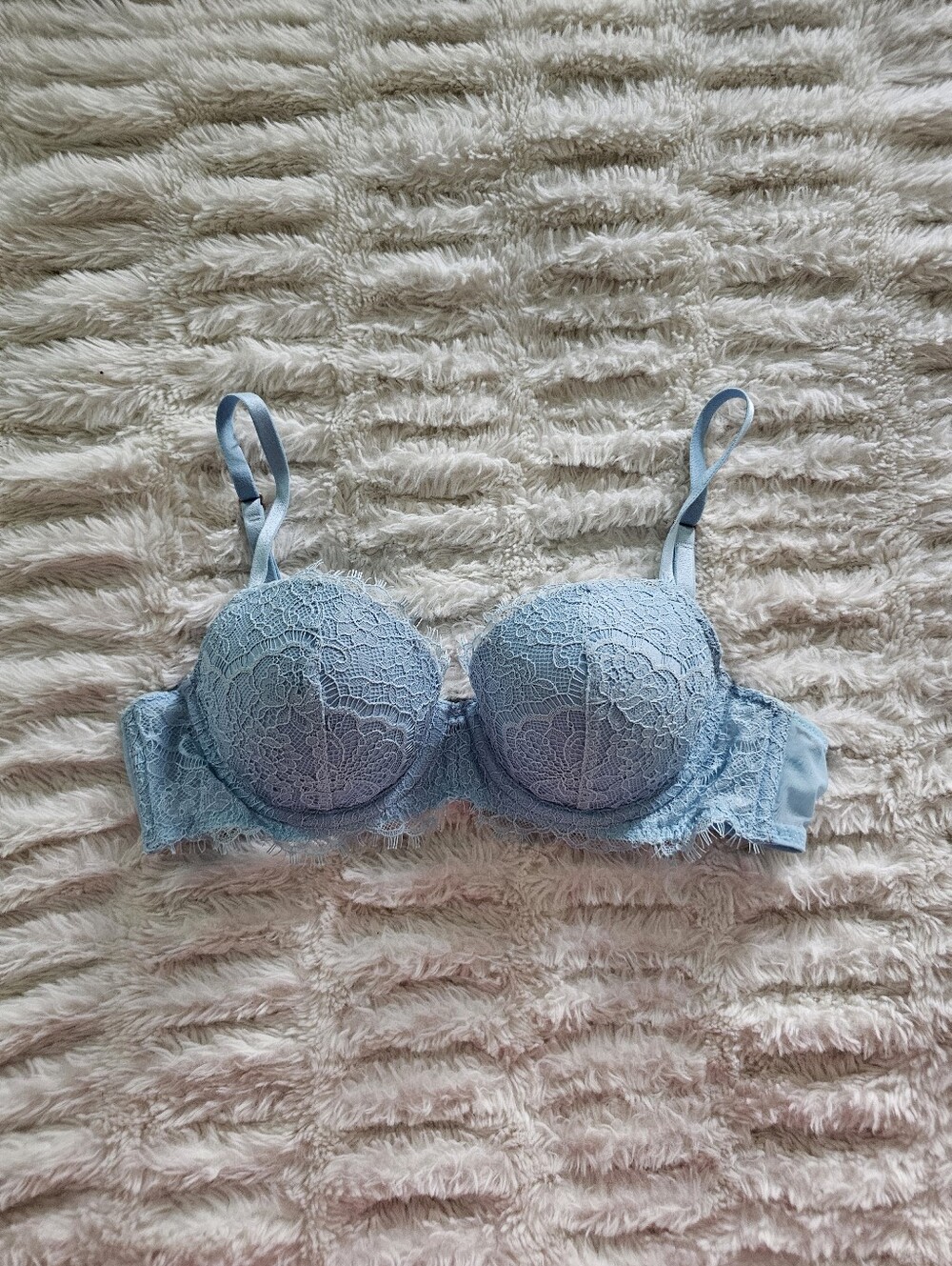 Victoria's Secret Light Blue Lace Lightly Lined Demi Bra 34B